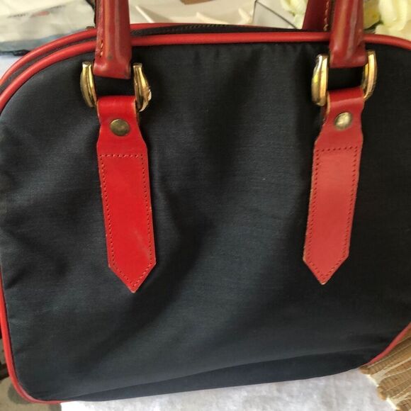 Vintage Lark Nylon and leather travel bag. Stripe trim. - Picture 5 of 10